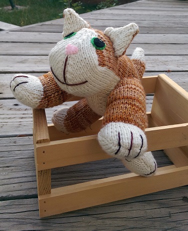 Knitted Kitten