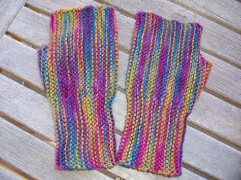 Garter mitts