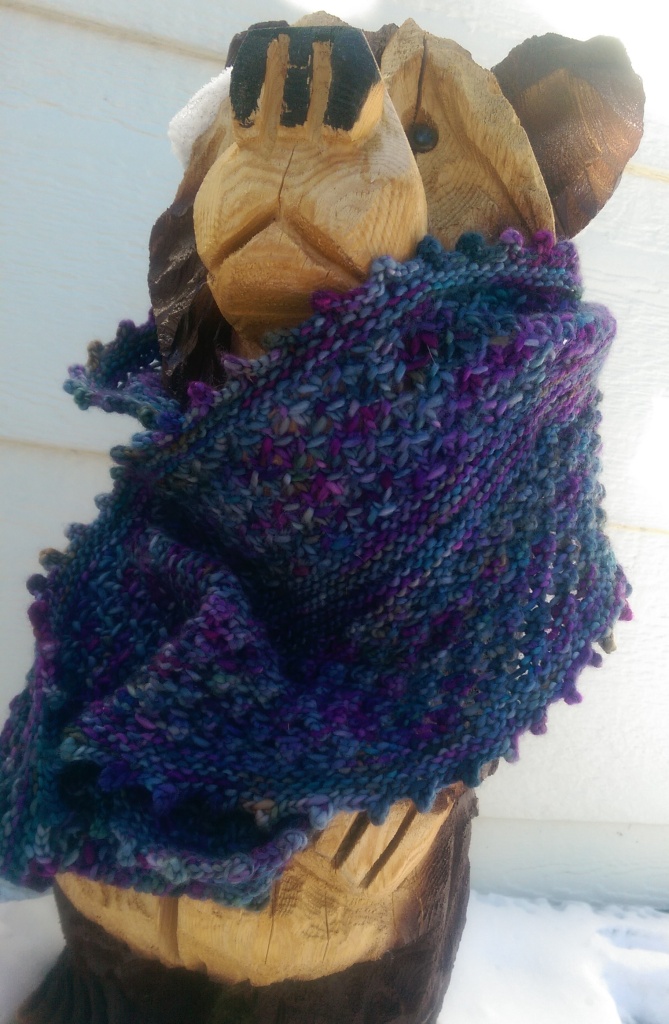 Wooden bear modeling cowl